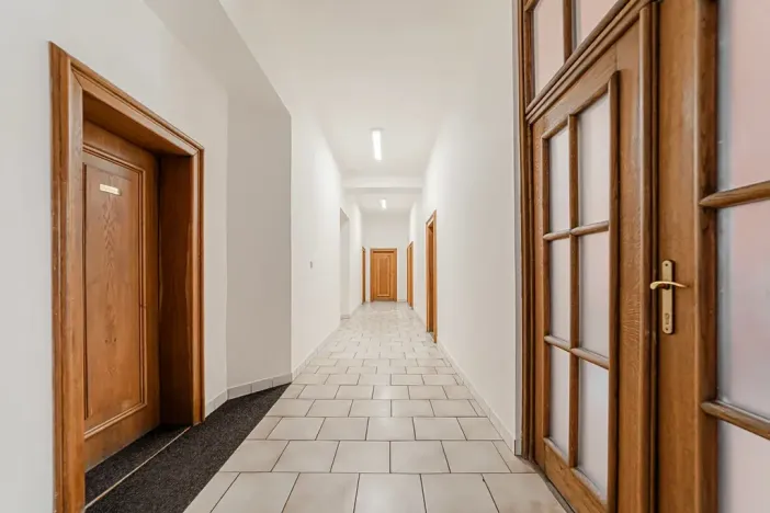 Prodej ubytování, Ostrava, Nádražní, 2444 m2