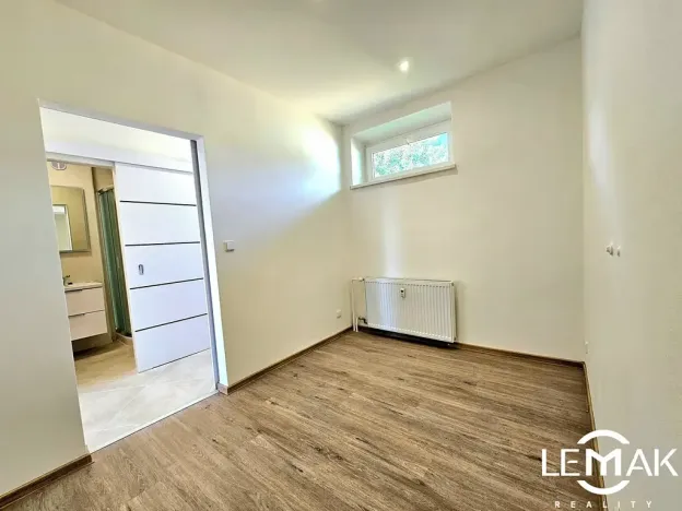 Prodej bytu 2+kk, Olomouc, Kanadská, 36 m2