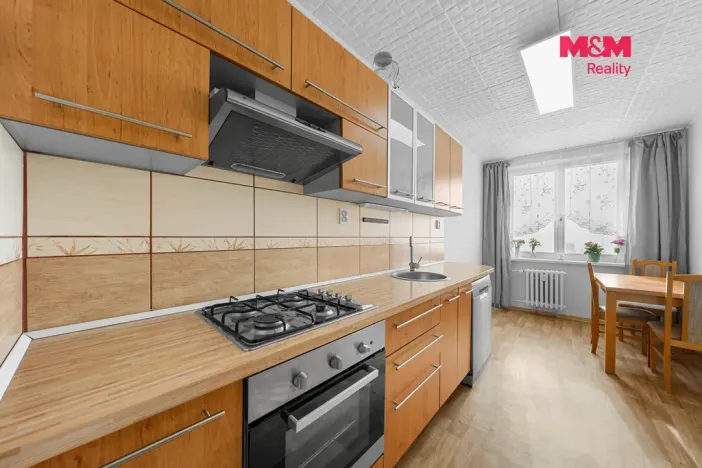 Prodej bytu 3+1, Ústí nad Labem - Krásné Březno, Obvodová, 74 m2