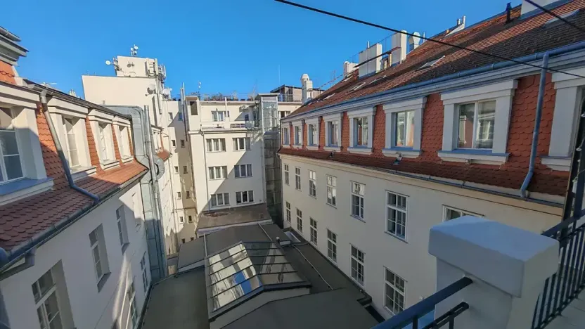 Pronájem bytu 2+1, Praha - Staré Město, Dlouhá, 61 m2