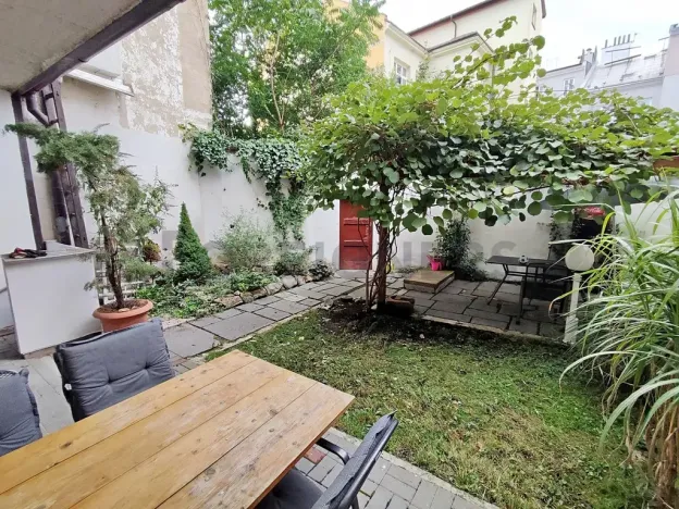 Pronájem bytu 2+1, Olomouc, Blažejské náměstí, 65 m2