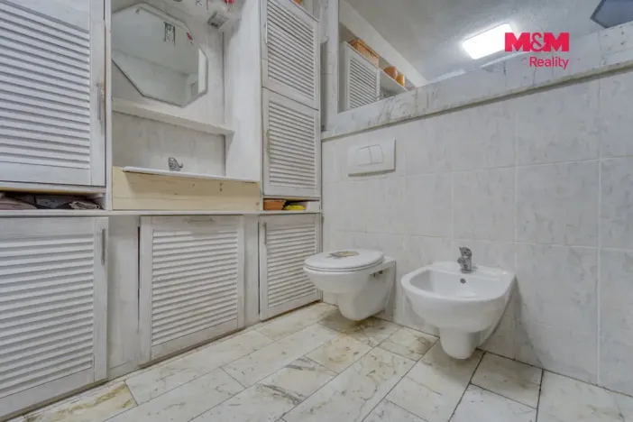 Prodej rodinného domu, Mokrouše, 176 m2