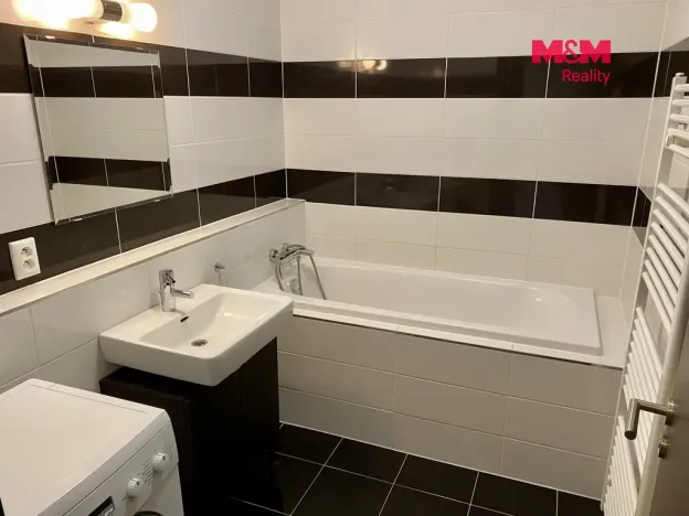Pronájem bytu 2+kk, Ostrava - Moravská Ostrava, Jantarová, 58 m2