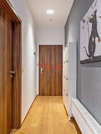 Pronájem bytu 2+kk, Praha - Libeň, Ve vrchu, 50 m2