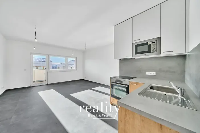 Pronájem bytu 1+kk, Znojmo, Třešňová, 36 m2