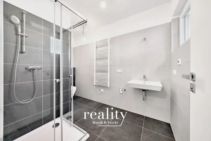 Pronájem bytu 1+kk, Znojmo, Třešňová, 36 m2