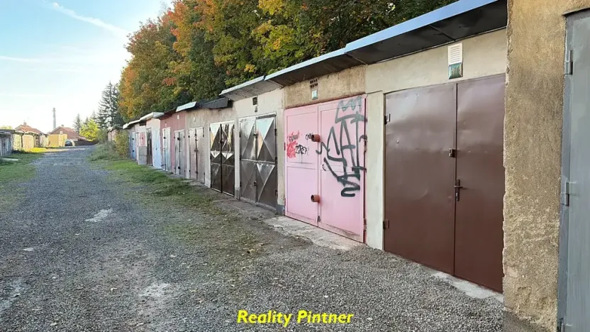 Pronájem garáže, Příbram, Slunná, 15 m2