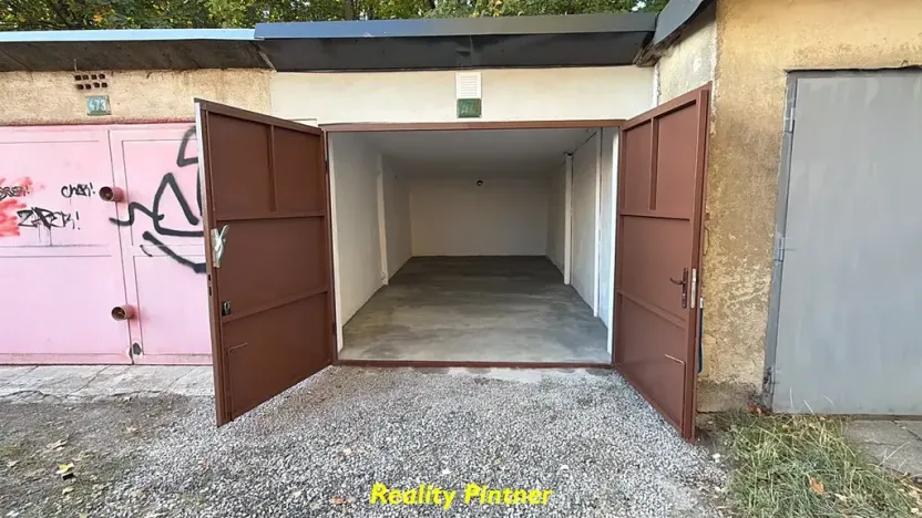 Pronájem garáže, Příbram, Slunná, 15 m2