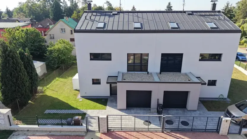 Prodej rodinného domu, Praha - Horní Počernice, Bříšťanská, 218 m2
