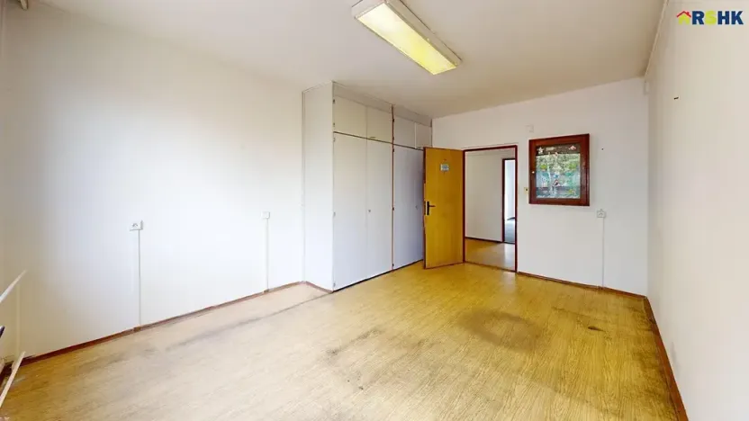 Pronájem kanceláře, Hradec Králové, Akademika Bedrny, 602 m2
