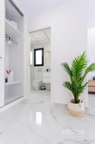 Prodej vily, Torrevieja, Španělsko, 95 m2