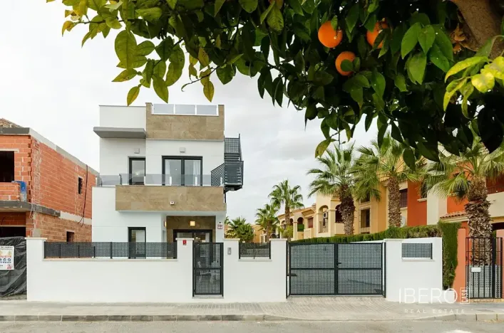 Prodej vily, Torrevieja, Španělsko, 95 m2
