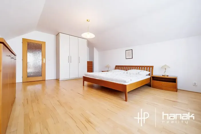 Pronájem rodinného domu, Doloplazy, 276 m2
