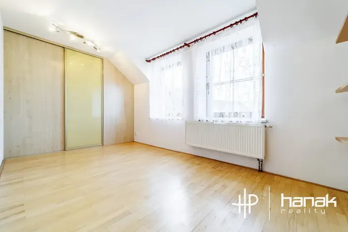 Pronájem rodinného domu, Doloplazy, 276 m2