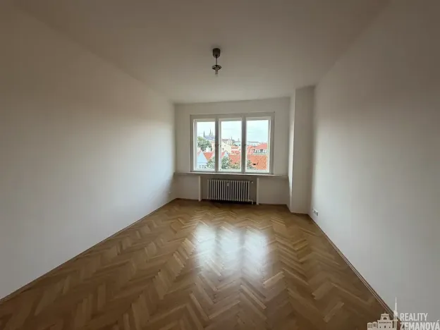 Pronájem bytu 2+1, Praha - Malá Strana, Šeříková, 50 m2