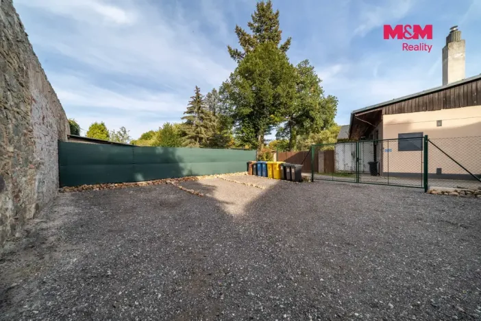 Prodej bytu 4+kk, Lochovice, 64 m2