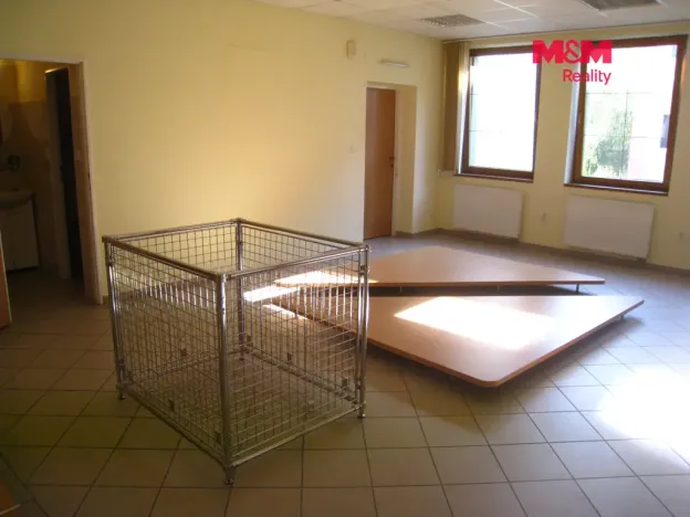 Prodej rodinného domu, Frenštát pod Radhoštěm, nám. Míru, 900 m2