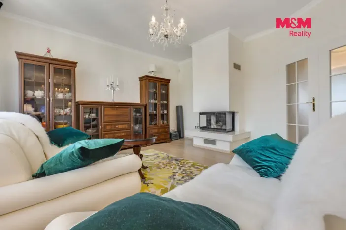 Prodej rodinného domu, Svárov, Ptická, 210 m2