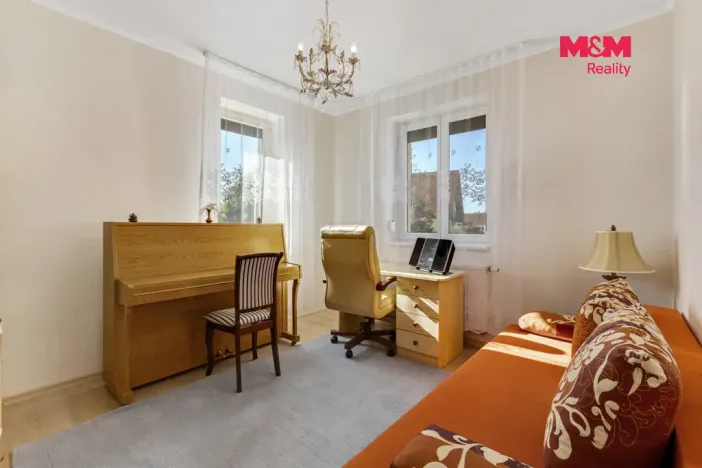 Prodej rodinného domu, Svárov, Ptická, 210 m2