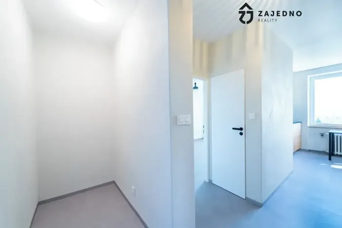 Pronájem bytu 2+1, Brno, Brožíkova, 55 m2