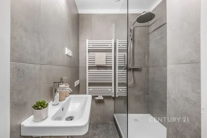 Pronájem kanceláře, Praha - Nusle, Sezimova, 50 m2