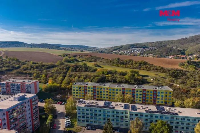 Prodej bytu 2+kk, Králův Dvůr, Nad Stadionem, 43 m2