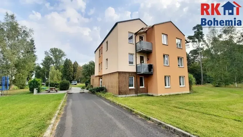 Pronájem bytu 2+kk, Luštěnice, 49 m2