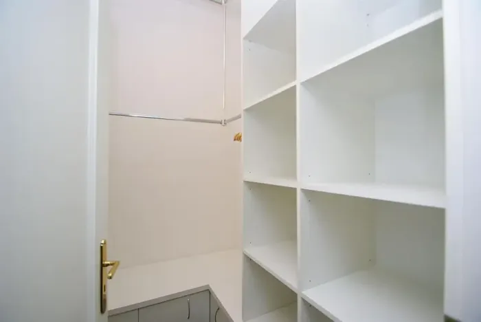 Pronájem bytu 3+kk, Praha - Nové Město, Odborů, 80 m2