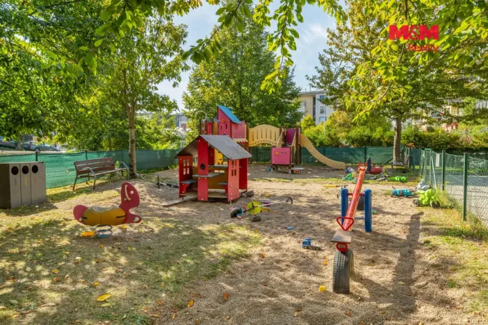 Prodej bytu 2+kk, Praha - Vysočany, Sousedíkova, 59 m2