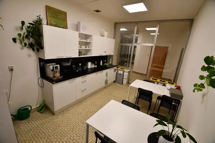 Pronájem kanceláře, Žďár nad Sázavou, Havlíčkovo nám., 230 m2