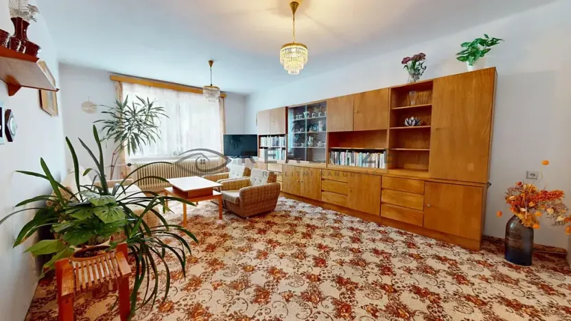 Prodej rodinného domu, Nové Hrady, Vilová čtvrť, 180 m2