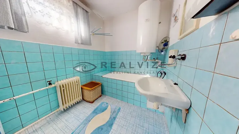 Prodej rodinného domu, Nové Hrady, Vilová čtvrť, 180 m2