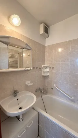 Prodej bytu 3+1, Tábor, Budějovická, 65 m2