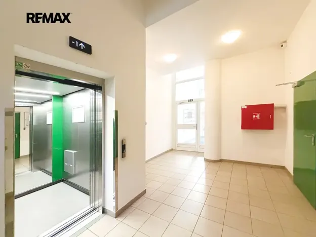 Prodej bytu 1+kk, Praha - Kyje, Lipnická, 25 m2