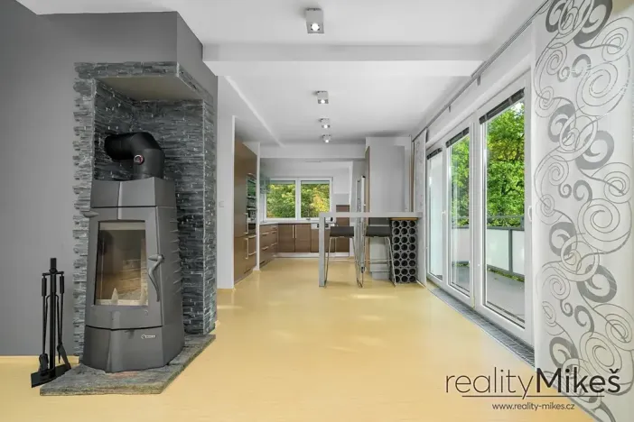 Pronájem bytu 4+kk, Liberec, Na Výšinách, 158 m2
