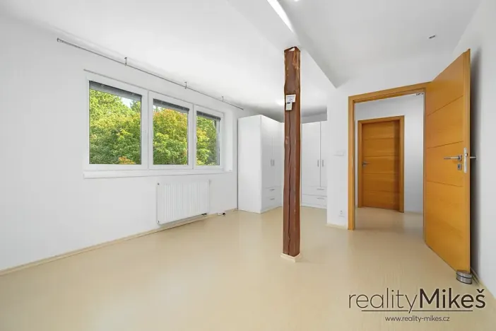 Pronájem bytu 4+kk, Liberec, Na Výšinách, 158 m2