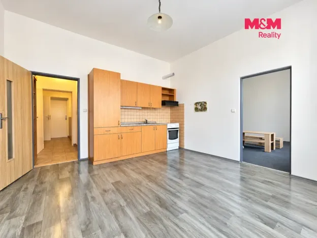 Pronájem bytu 1+1, Smržovka, náměstí T. G. Masaryka, 50 m2