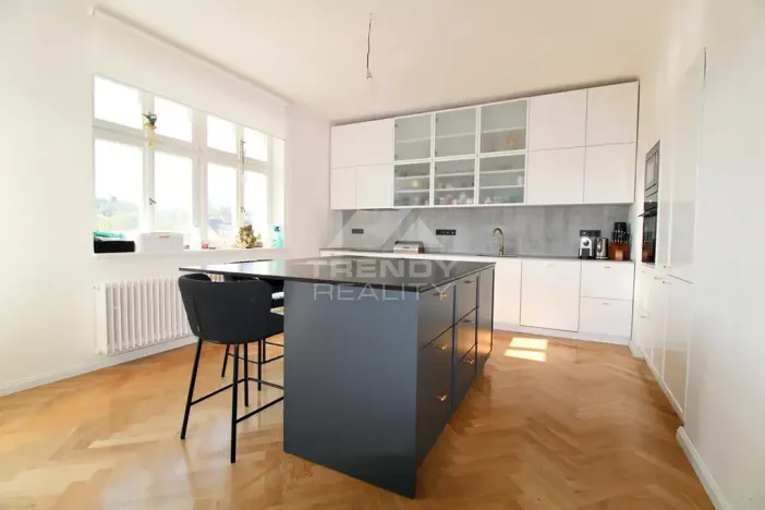 Prodej vily, Plzeň, Slovanské údolí, 306 m2