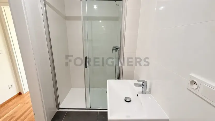 Pronájem bytu 2+kk, Kladno, Ostrovecká, 58 m2