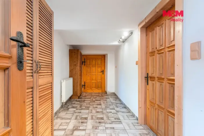 Prodej rodinného domu, Volary - Chlum, 279 m2