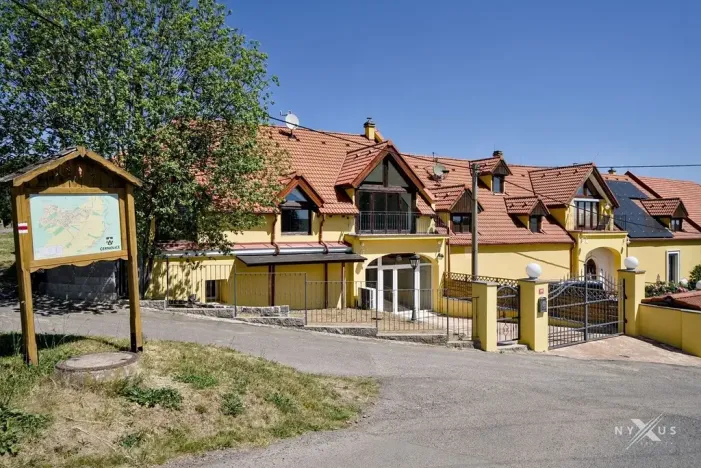 Prodej bytu 3+kk, Černolice, Ke dvoru, 118 m2
