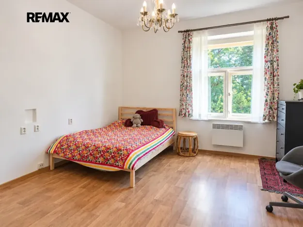 Pronájem bytu 1+1, Praha - Smíchov, Fráni Šrámka, 47 m2