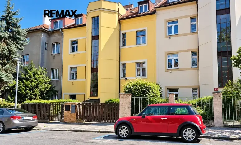 Pronájem bytu 1+1, Praha - Smíchov, Fráni Šrámka, 47 m2