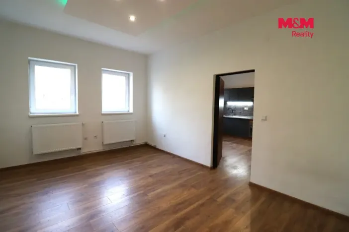 Pronájem bytu 1+1, Karlovy Vary - Rybáře, Sokolovská, 36 m2