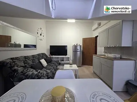 Prodej bytu 2+kk, 45 m², Selce