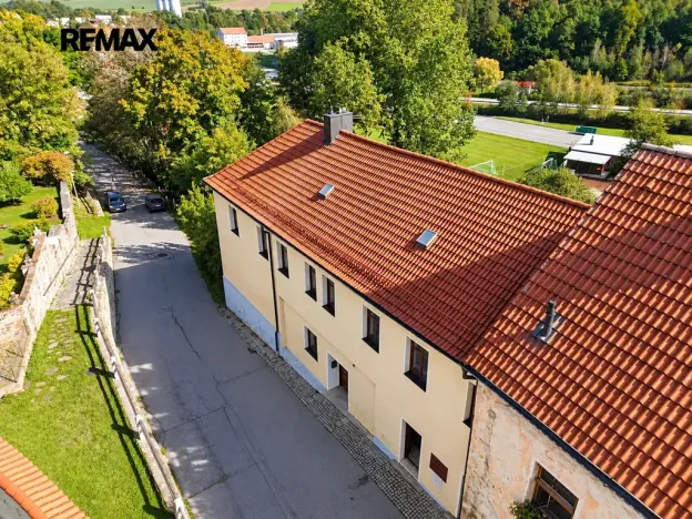 Prodej rodinného domu, Kájov, U Kostela, 200 m2