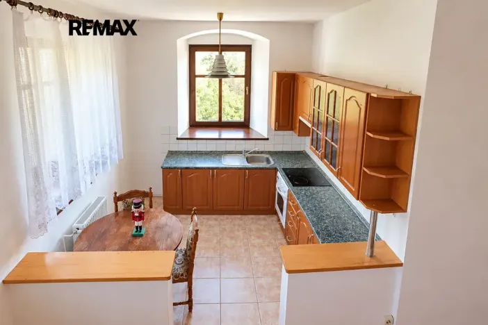 Prodej rodinného domu, Kájov, U Kostela, 200 m2