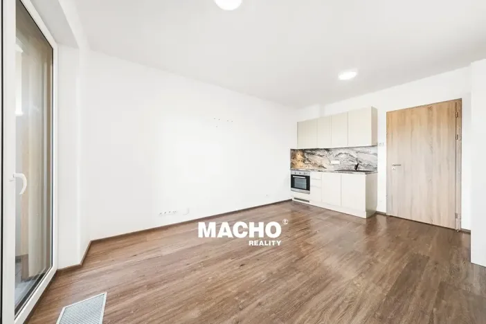 Pronájem bytu 1+kk, Praha - Michle, Krnkova, 33 m2