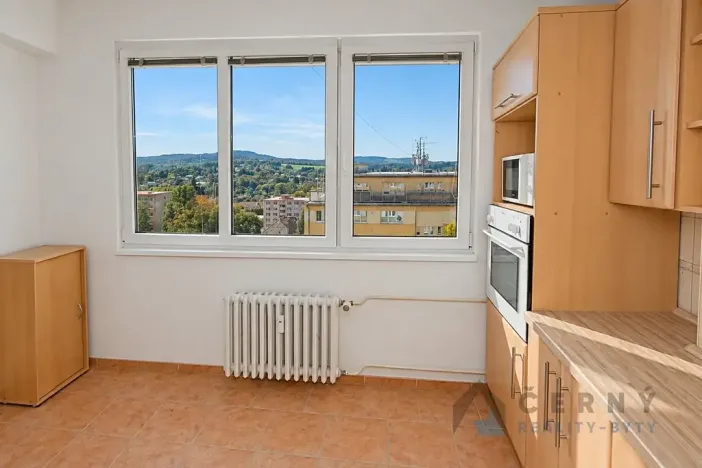 Prodej bytu 2+1, Liberec, Nad Školou, 60 m2