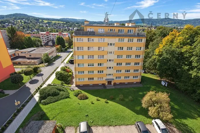 Prodej bytu 2+1, Liberec, Nad Školou, 60 m2